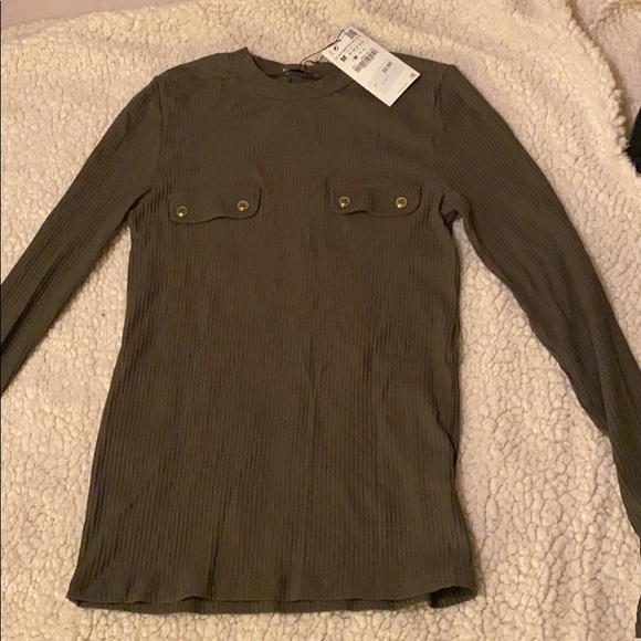 Zara Tops - Ribbed long sleeve